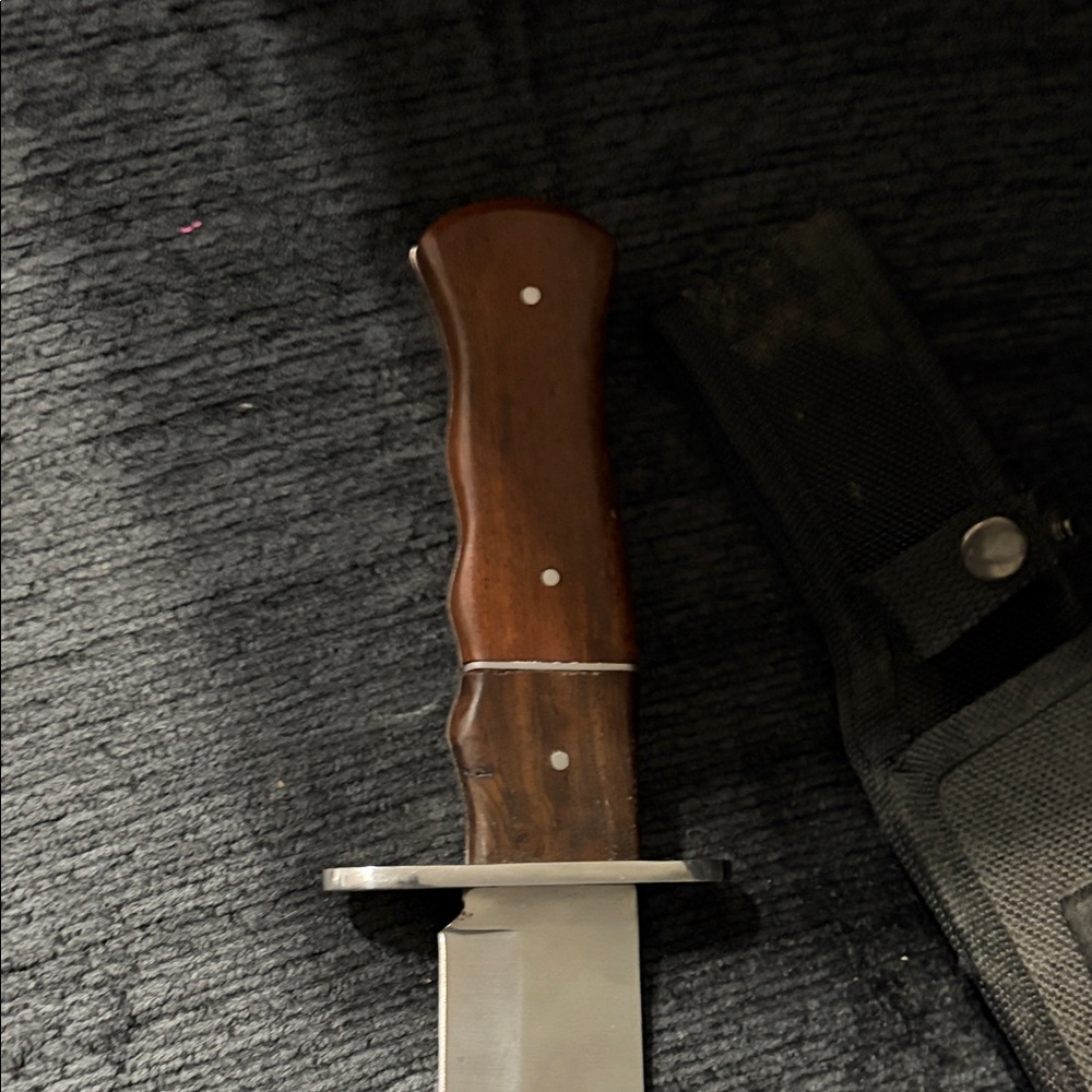 Men's  Knife with Brown Handle - Picture 2 of 3